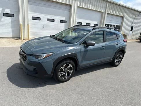 Used 2024 Subaru Crosstrek 2.0i Premium AWD/4WD image 14