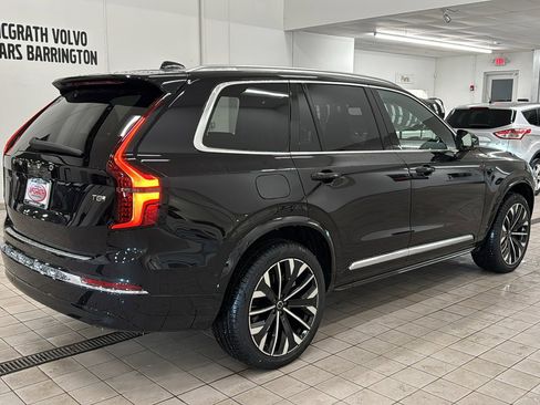 New 2026 Volvo XC90 T8 Plus image 5