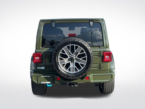 Used 2024 Jeep Wrangler High Altitude AWD/4WD image 6