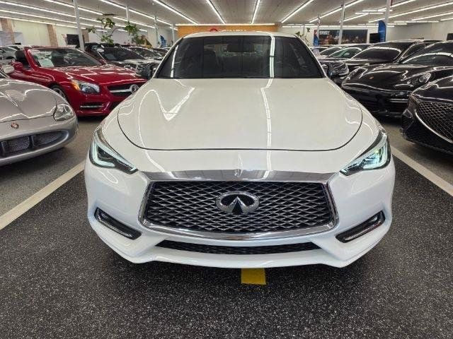 Used 2018 INFINITI Q60 3.0t Luxe w/ Sensory Package 3.0T Luxe AWD/4WD image 3