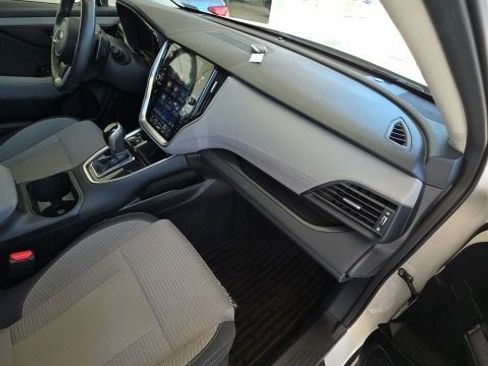 Used 2023 Subaru Outback Premium AWD/4WD image 21