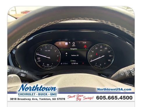 Used 2023 Buick Envision Avenir AWD/4WD image 17