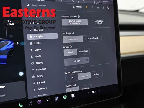 Used 2021 Tesla Model 3 Standard Range Plus image 17