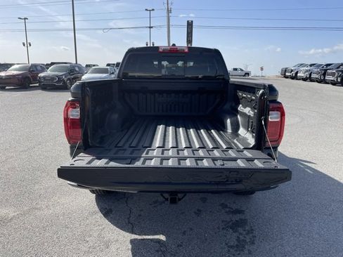 New 2025 GMC Canyon Elevation w/ Convenience Package image 7