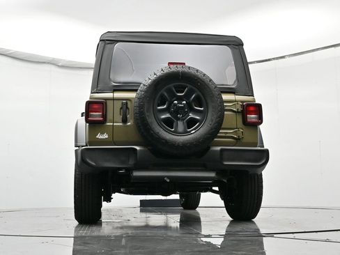 New 2026 Jeep Wrangler Unlimited Sport image 39