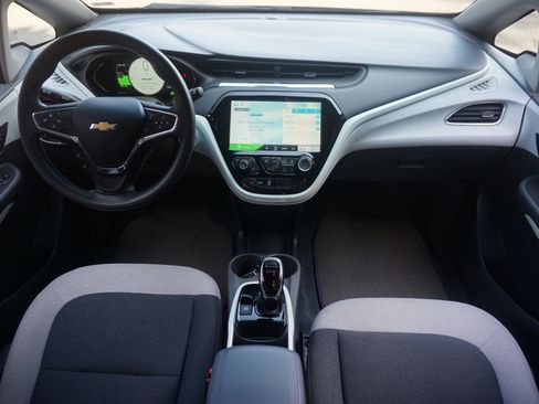 Used 2020 Chevrolet Bolt LT image 22