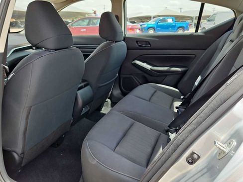 Used 2024 Nissan Altima 2.5 SV FWD image 16