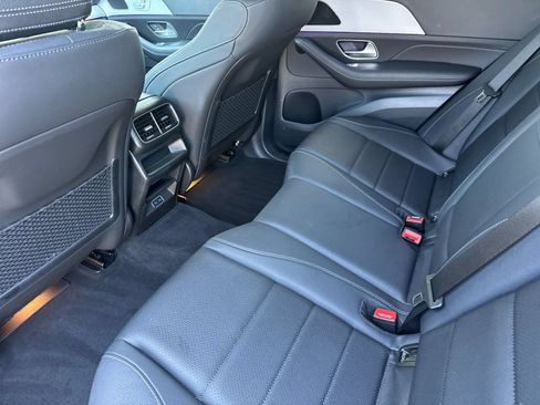 Certified 2024 Mercedes-Benz GLE 450e 4MATIC image 11