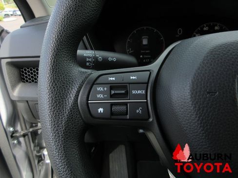 Used 2025 Honda CR-V EX image 13