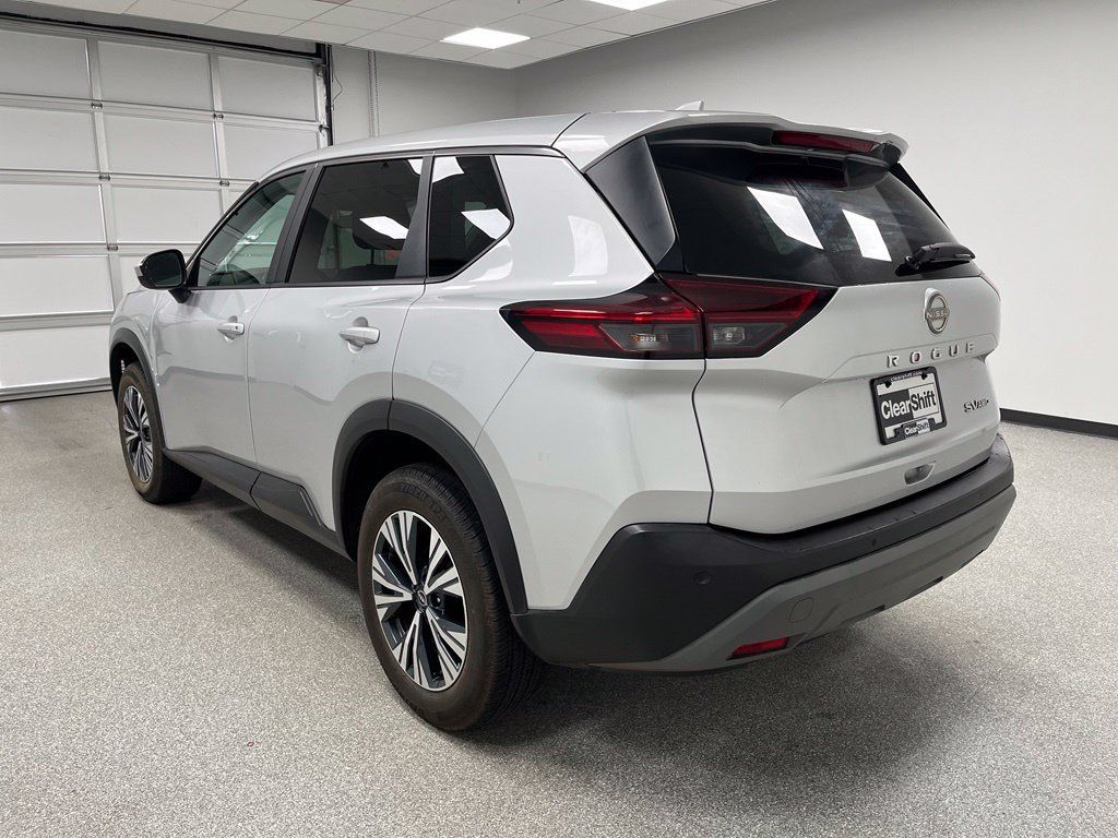Used 2023 Nissan Rogue SV AWD/4WD image 8