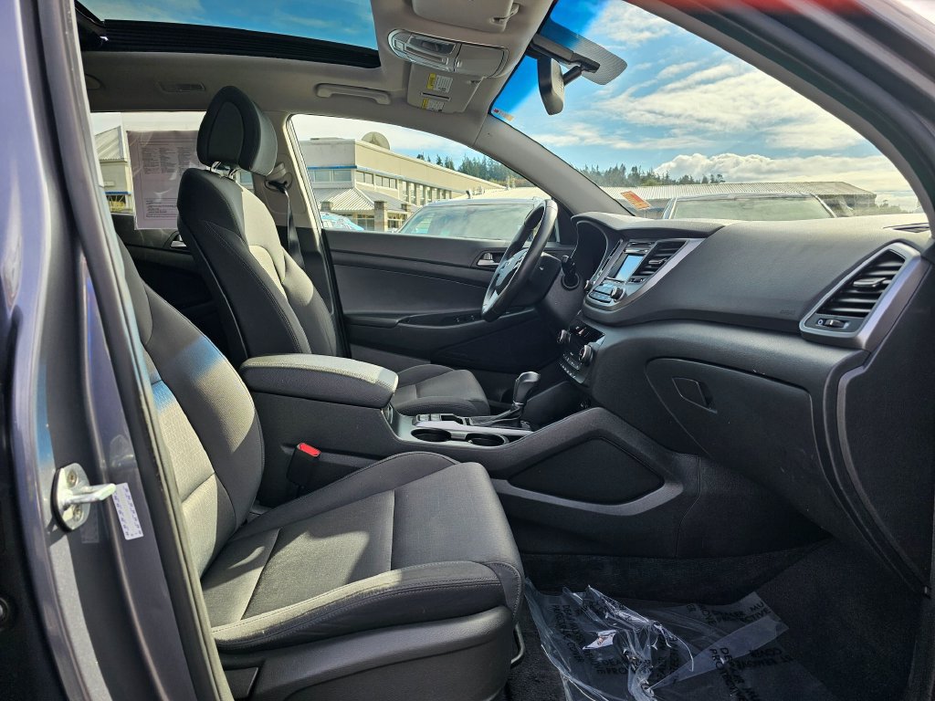 Used 2017 Hyundai Tucson Value AWD/4WD image 10