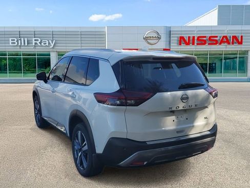 Certified 2023 Nissan Rogue SL w/ SL Premium Package image 3
