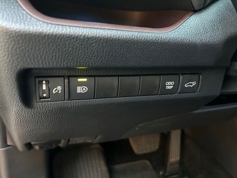 Used 2024 Toyota RAV4 Limited image 18