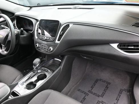 Used 2024 Chevrolet Malibu LT FWD image 38