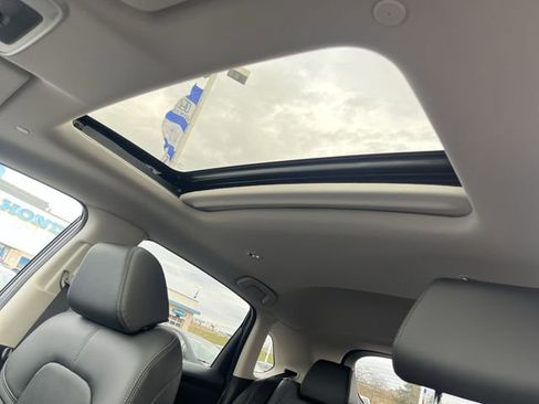 New 2026 Honda HR-V EX-L image 18