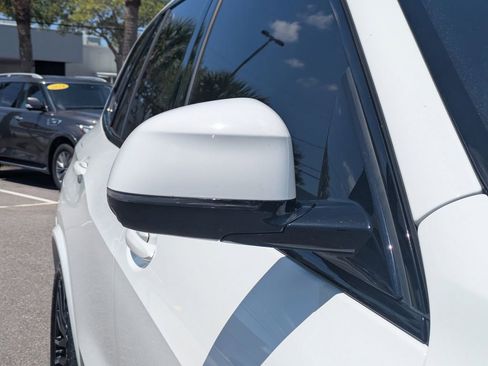Used 2023 BMW X5 sDrive40i w/ M Sport Package RWD image 12