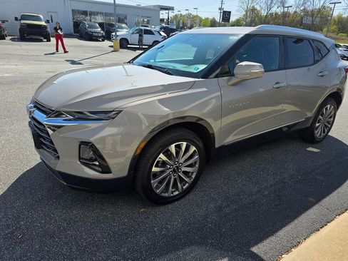 Used 2022 Chevrolet Blazer Premier w/ Enhanced Convenience Package image 1