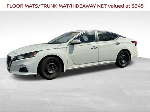 Used 2022 Nissan Altima 2.5 S image 5