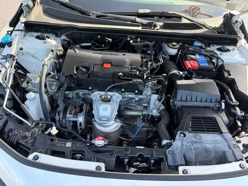 Used 2024 Honda Civic Sport image 11