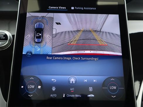 Certified 2026 Mercedes-Benz GLC 300 image 17