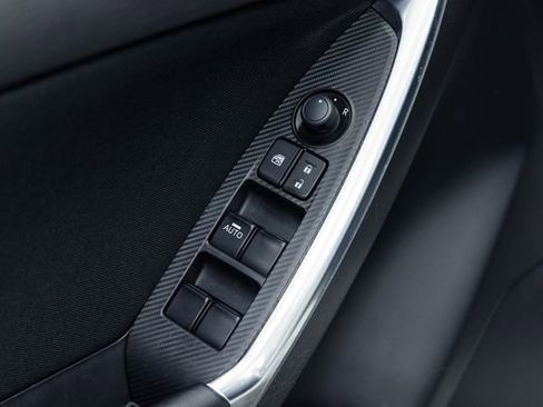 Used 2016 MAZDA CX-5 Touring image 12