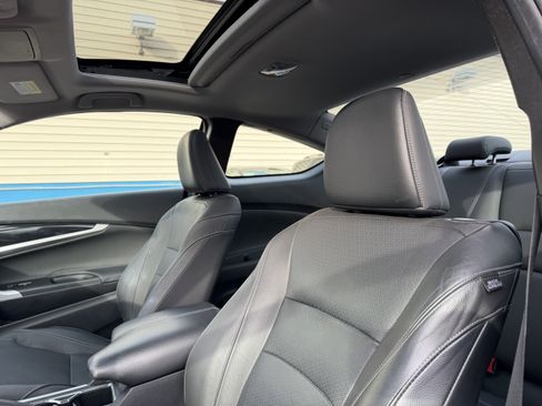 Used 2015 Honda Accord EX-L image 19