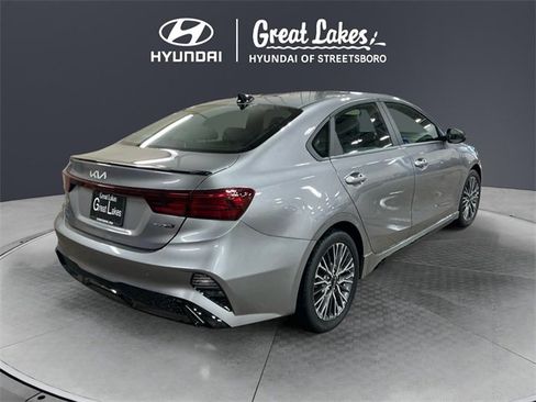 Used 2024 Kia Forte GT-Line w/ GT-Line Premium Package image 5