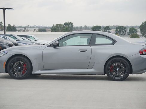 New 2026 BMW M2 w/ Lighting Package image 4