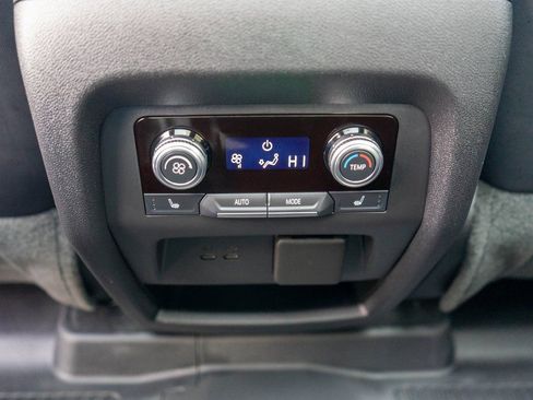 Used 2026 GMC Acadia Elevation w/ Elevation Premium Package image 15