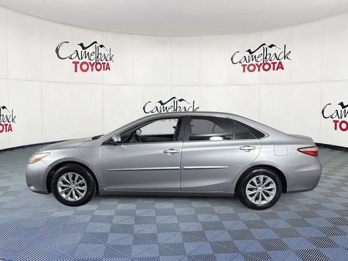 Used 2015 Toyota Camry LE FWD image 5