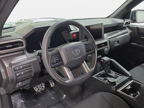 Certified 2025 Toyota Tacoma TRD Sport AWD/4WD image 13
