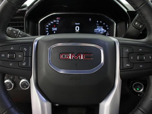 Used 2025 GMC Sierra 1500 SLE AWD/4WD image 12