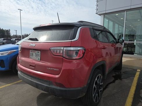 Used 2018 Jeep Compass Limited image 3