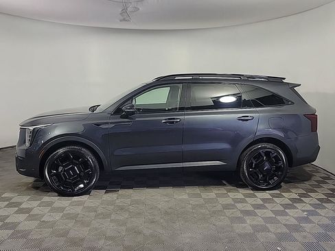 Certified 2024 Kia Sorento SX Prestige AWD/4WD image 11