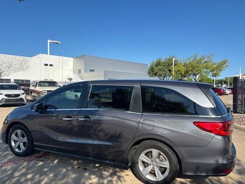 Used 2019 Honda Odyssey EX image 8