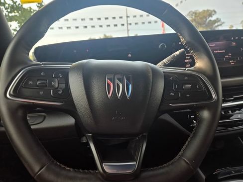 Used 2024 Buick Envista Avenir FWD image 20