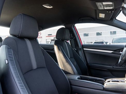 Used 2020 Honda Civic Sport image 12