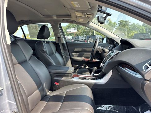 Used 2016 Acura TLX FWD image 29