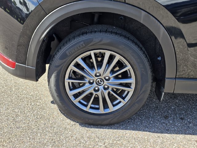 Certified 2021 MAZDA CX-5 Touring FWD image 5