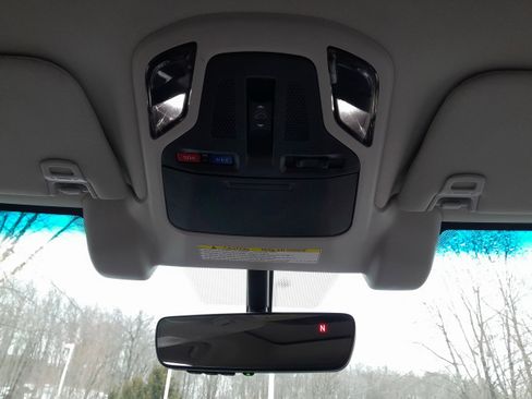 Used 2020 Subaru Outback Touring image 39