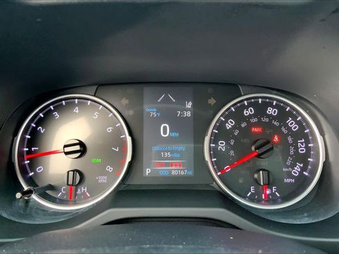 Used 2019 Toyota RAV4 XLE FWD image 25