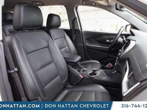Used 2023 GMC Terrain SLT FWD image 19