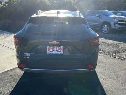 New 2026 Chevrolet Trax LT w/ Driver Confidence Package image 6