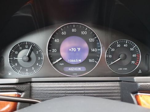 Used 2005 Mercedes-Benz E 500 4MATIC image 35