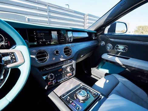 Used 2025 Rolls-Royce Ghost image 68