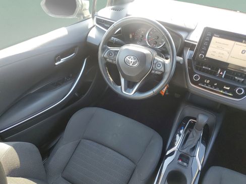 Used 2021 Toyota Corolla SE FWD image 11