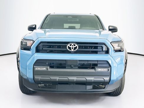 Used 2026 Toyota 4Runner SR5 AWD/4WD image 2