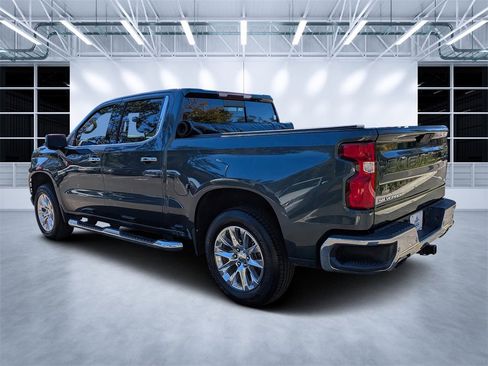 Used 2020 Chevrolet Silverado 1500 LTZ w/ LTZ Premium Package image 5