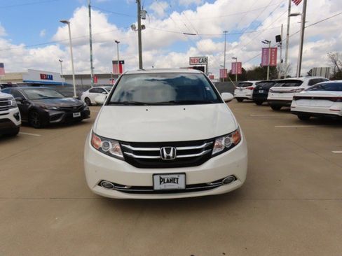 Used 2016 Honda Odyssey Touring image 4
