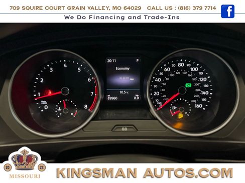 Used 2018 Volkswagen Tiguan S image 16